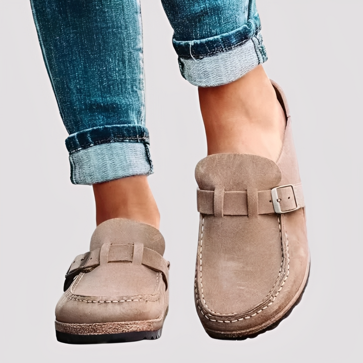 Iris - Casual Shoes with Style