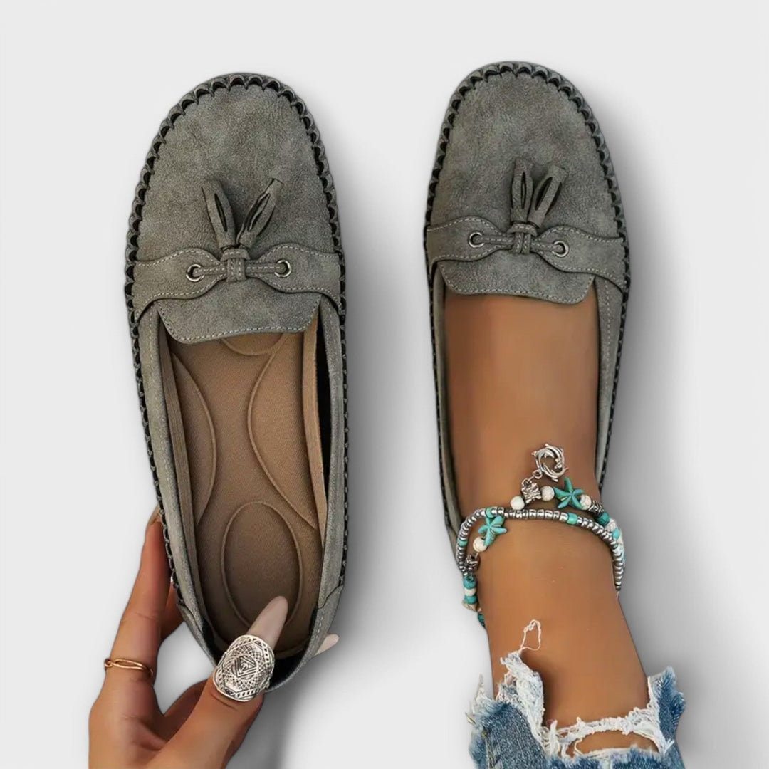 Lise – Timeless Moccasins