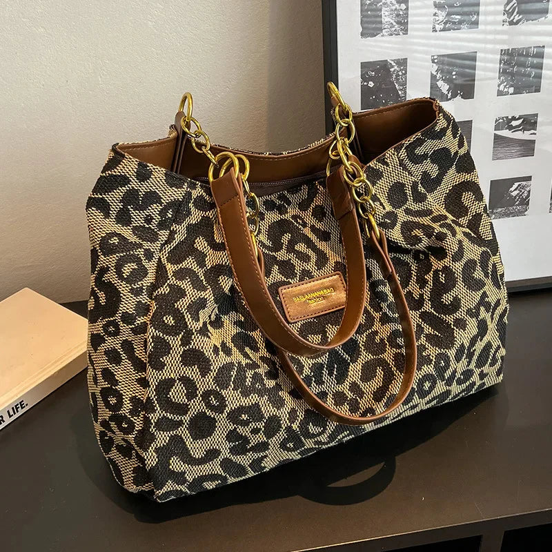 Nora - Leopard Charm Bag