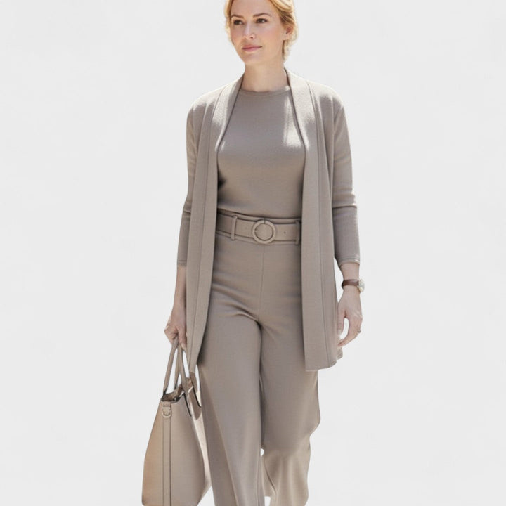Janet - Luxurious 3-pieces suit