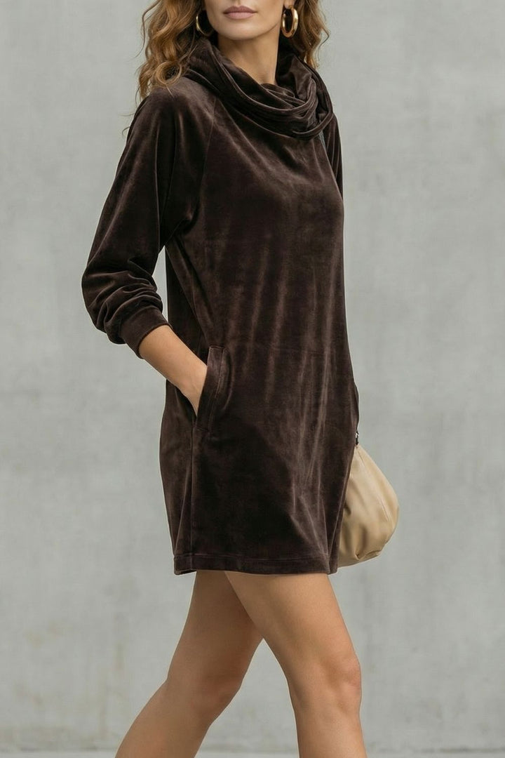 Moréna – Velvet drape comfort mini dress