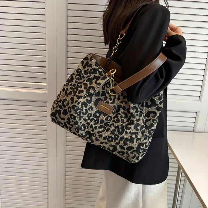 Nora - Leopard Charm Bag
