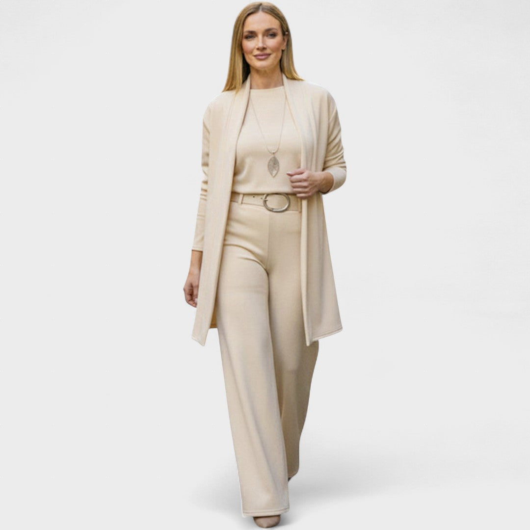 Janet - Luxurious 3-pieces suit