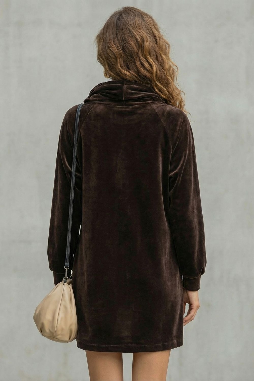 Moréna – Velvet drape comfort mini dress