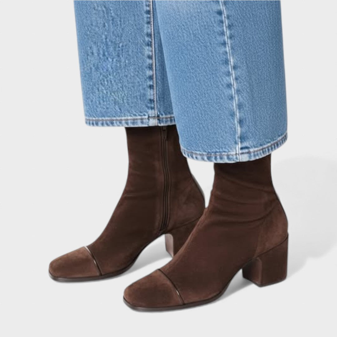 Evie - Square toe boots