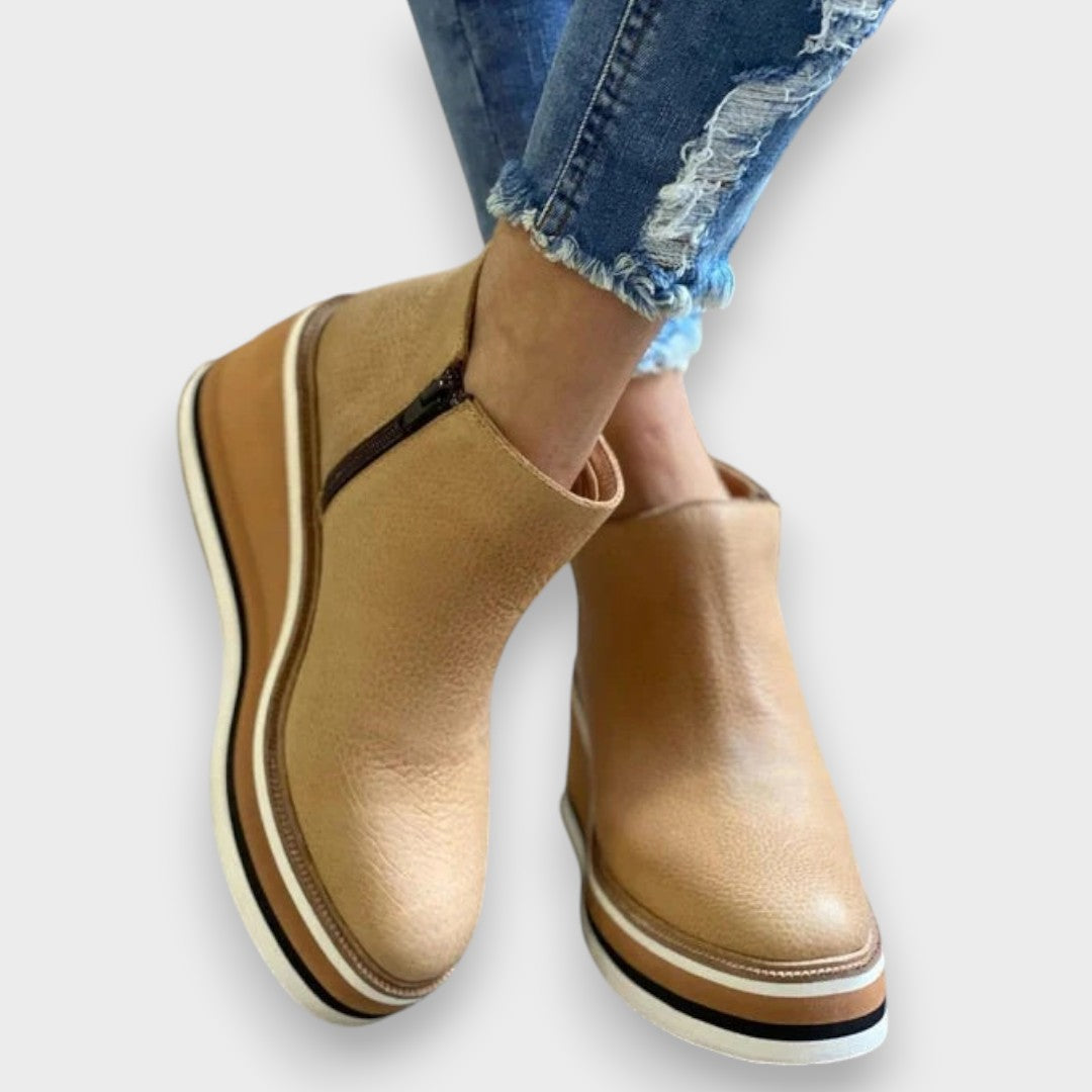 Solvina - Elegant waterproof boots