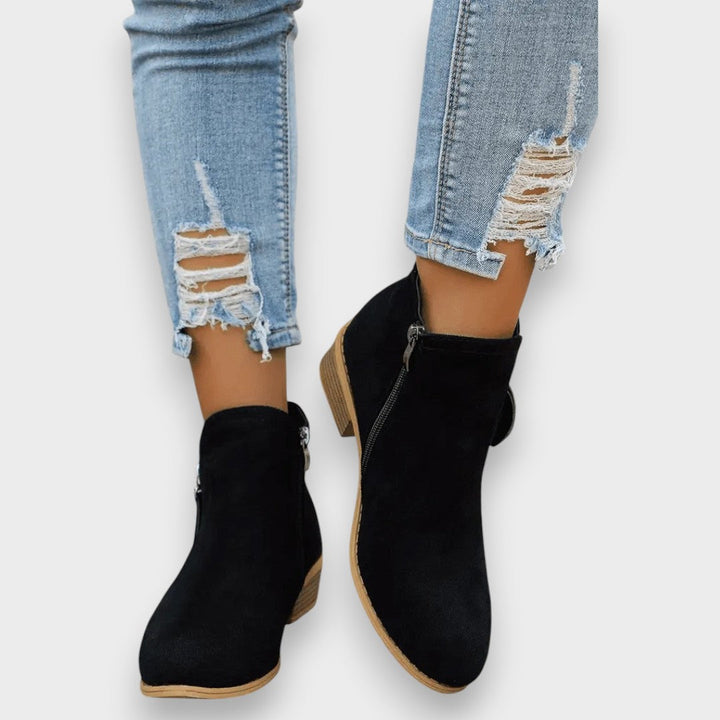 Micaela - Vintage Boots