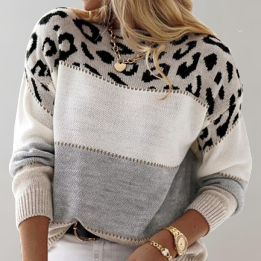 Sara - Leopard Print Sweater