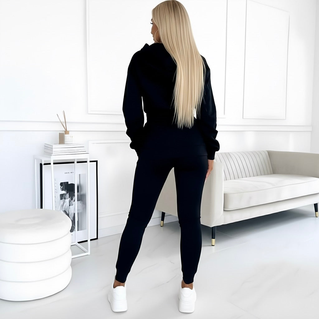Kalina – Elegant and Comfortable Tracksuit