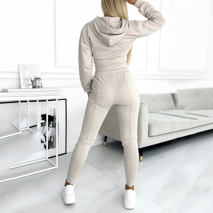 Kalina – Elegant and Comfortable Tracksuit