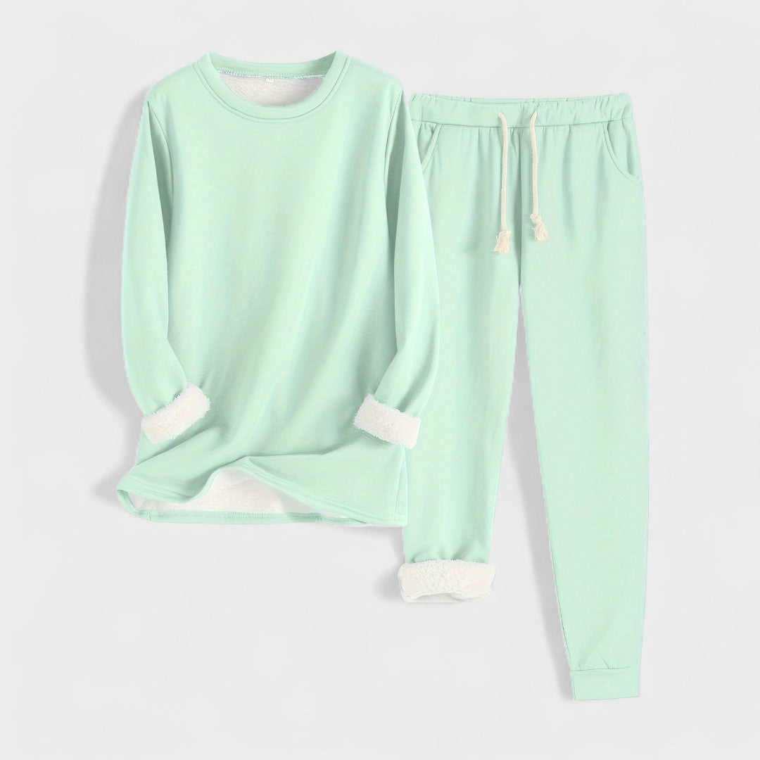 Karin - Comfortable Lounge Set