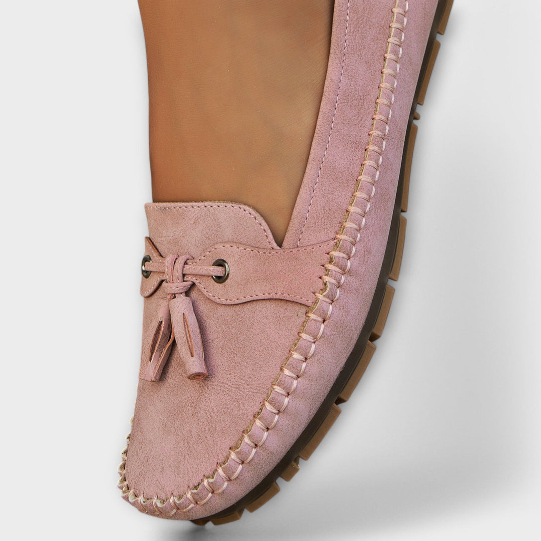 Lise – Timeless Moccasins