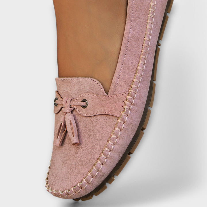 Lise – Timeless Moccasins