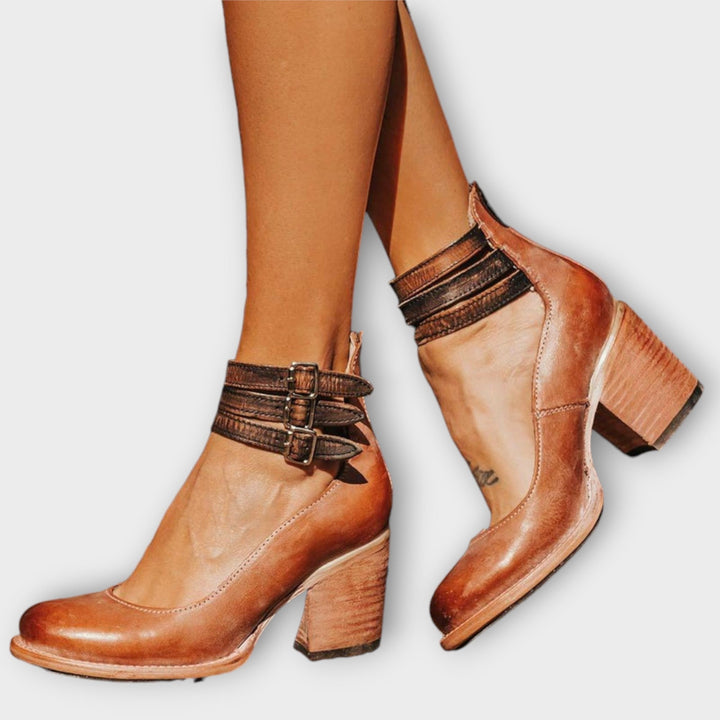 Bella – Stylish Orthopaedic Shoe