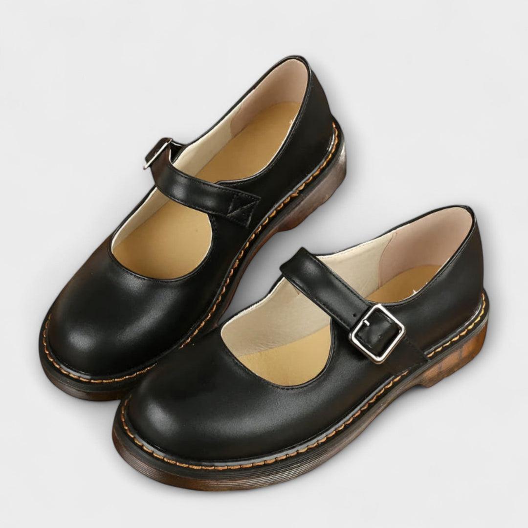 Jane – Leather Shoes with Strap