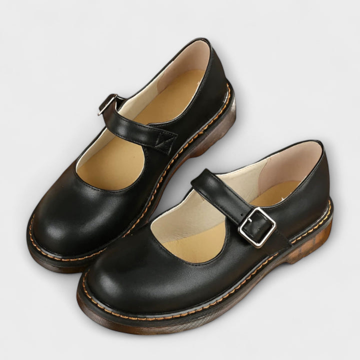 Jane – Leather Shoes with Strap