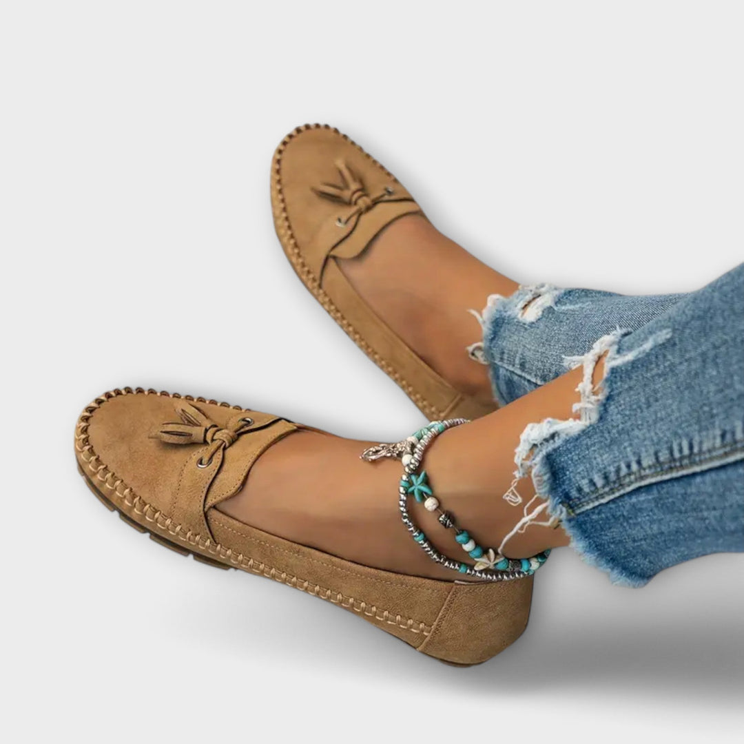 Lise – Timeless Moccasins