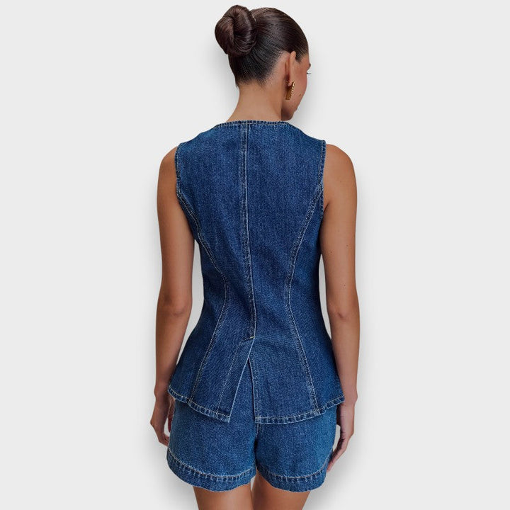 Aline - Stylish and Comfortable Set