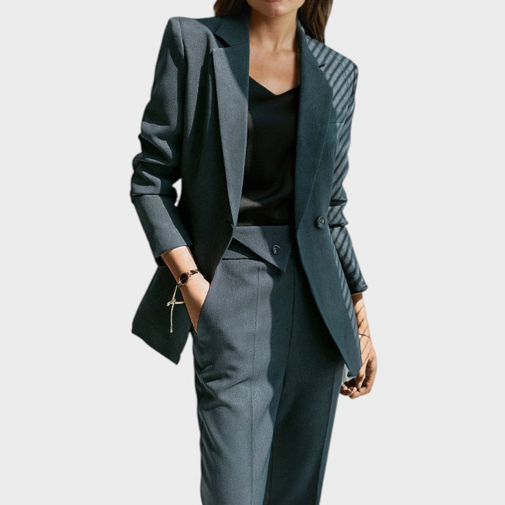 Zelda – Elegant Suit