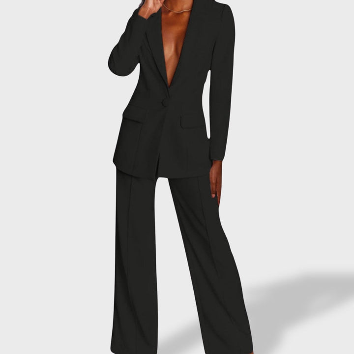 Vesna – Elegant and Modern Suit