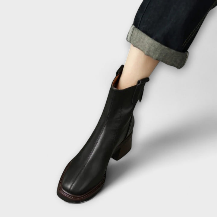 June – Classic Square Boots